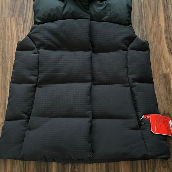 The North Face Novelty Nuptse Vest - Picture 11 of 17